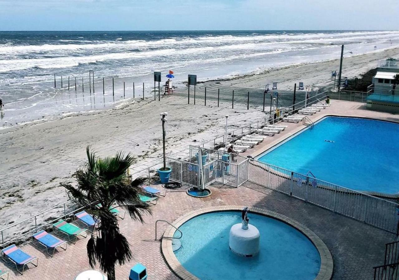 Apartmán Ocean Breeze - Direct Ocean Front-Pool Is Open Daytona Beach Exteriér fotografie